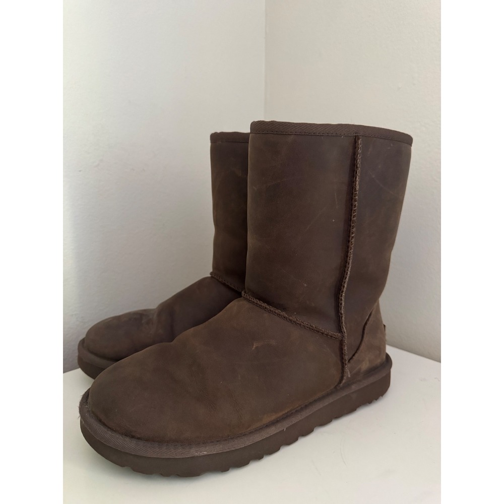 UGG Essential Classic Short Leather Boots Brown Women Size 8 1016556